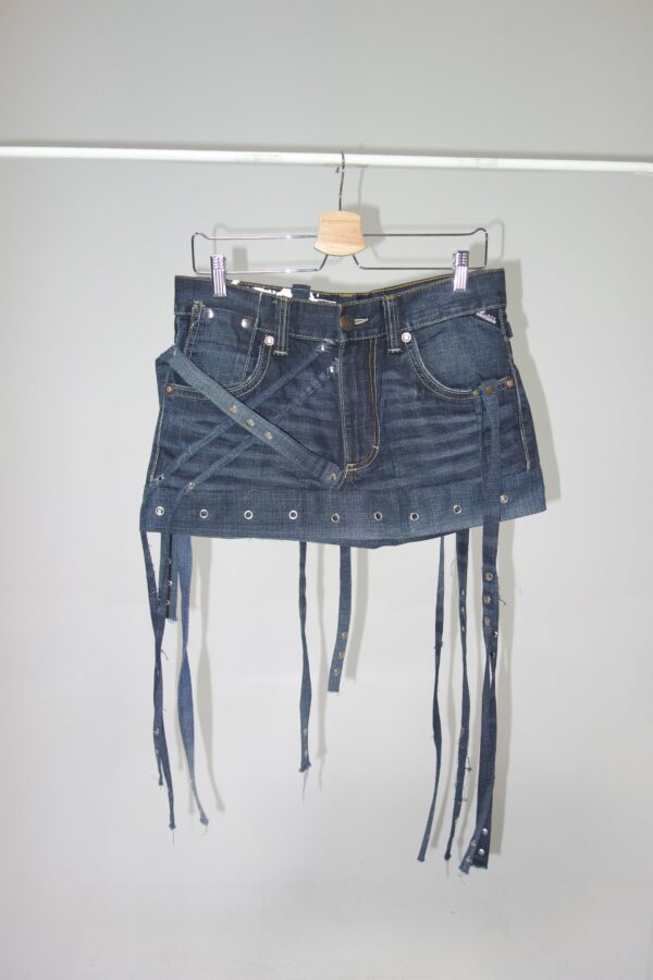Upcycling mini skirt 2 - Imagen 2