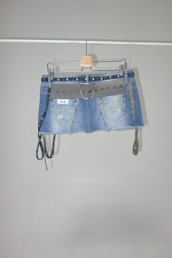 Upcycling mini skirt 4 - Imagen 3