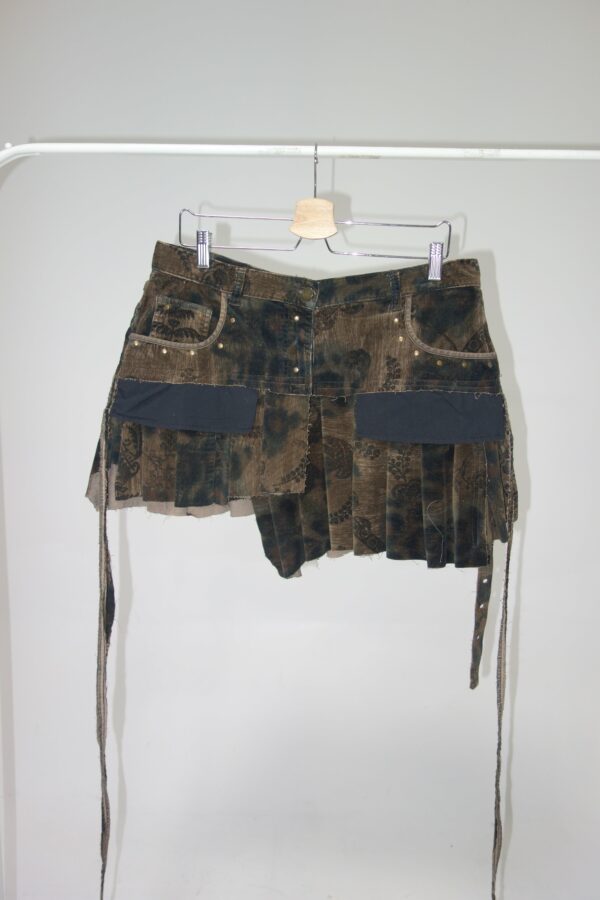 HOE SCHOOL mini skirt 13