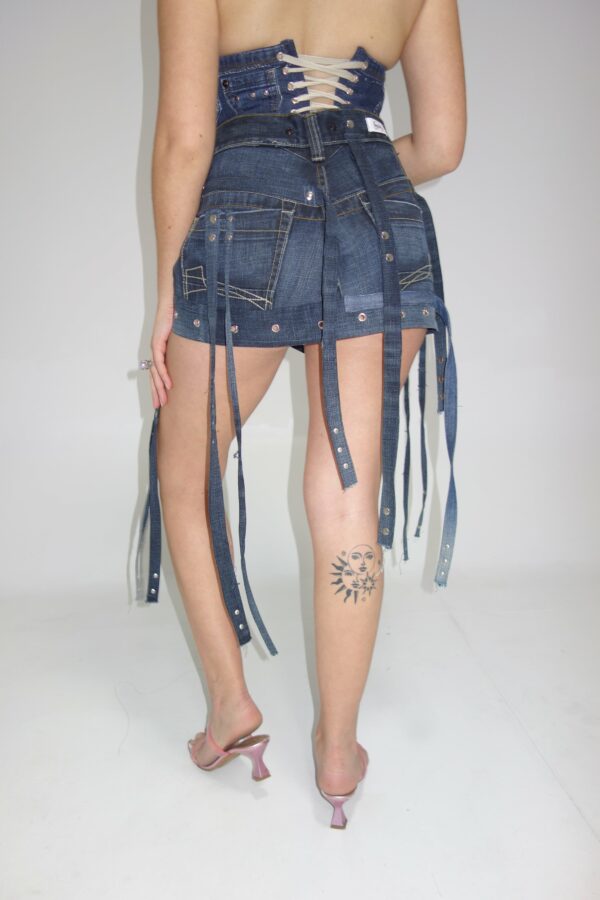 Upcycling mini skirt 2 - Imagen 6