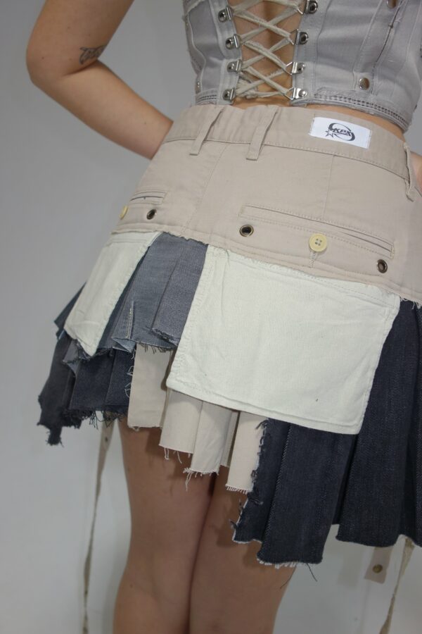 HOE SCHOOL mini skirt 19 - Imagen 5