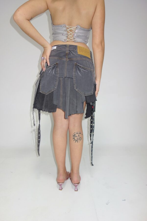HOE SCHOOL mini skirt 16 - Imagen 6